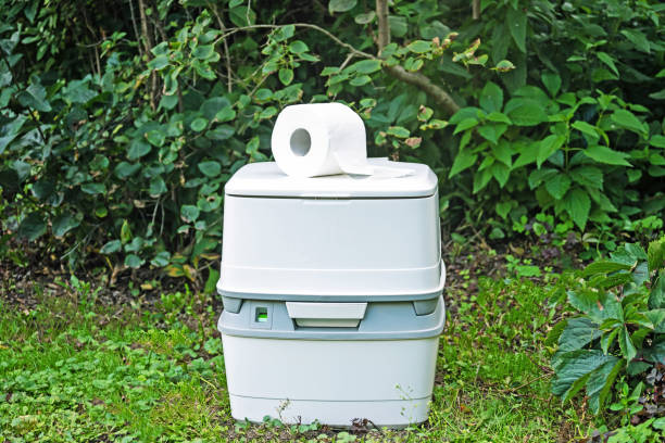 Porta potty delivery and setup in Carle Place, NY
